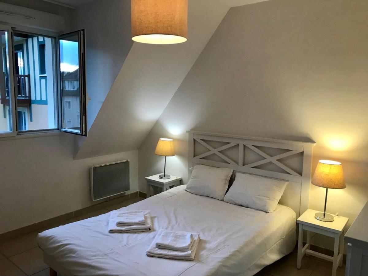 Residence La Ferme De Deauville - Saint Arnoult エクステリア 写真